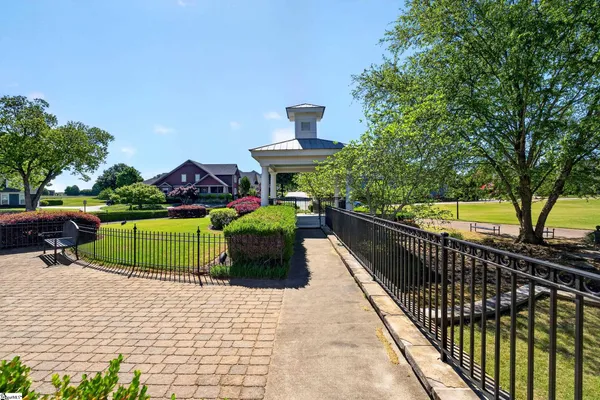 $460,000 | 8 Marquette Road, Simpsonville, SC 29680
