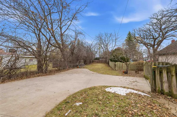 $224,900 | 23 North Park Avenue, Fond du Lac, WI 54935