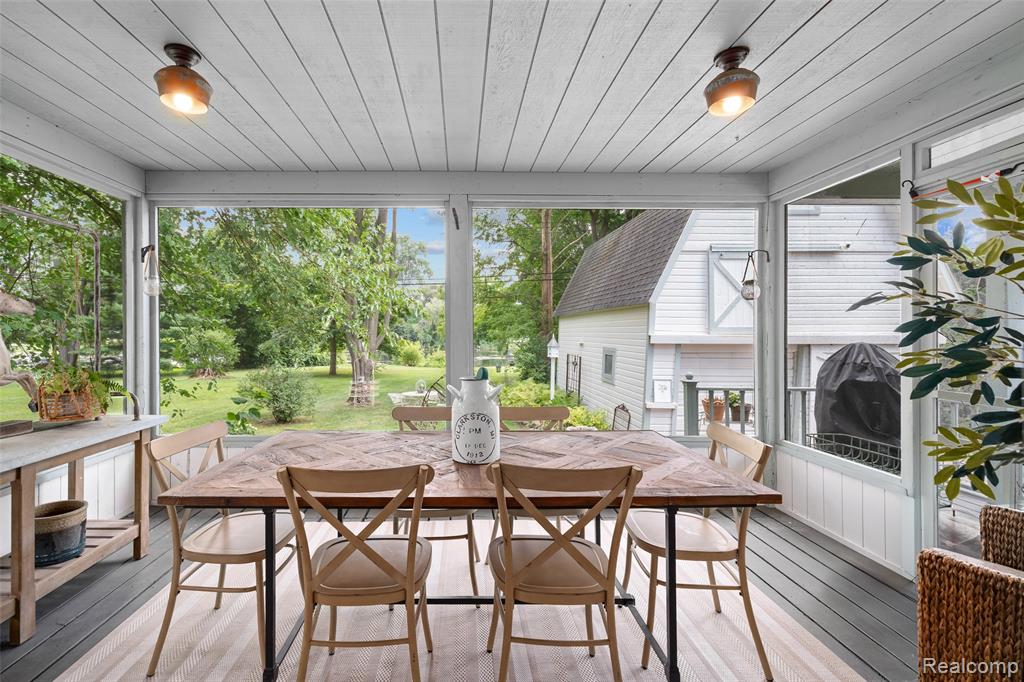 126 North Holcomb Road Clarkston, MI 48346 - Photo 11 of 49 Gallery Image 11