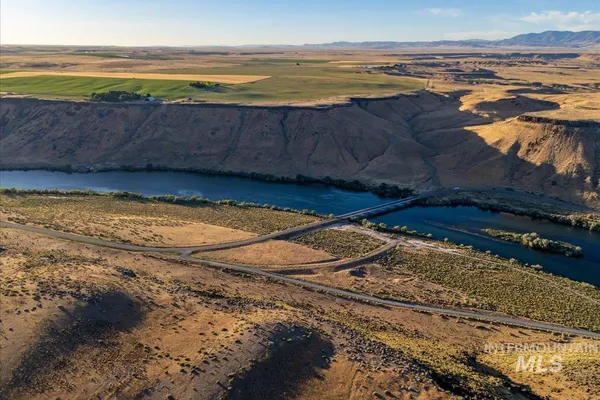 $795,000 | 78 Hammett Id 83627, Hammett, ID 83627
