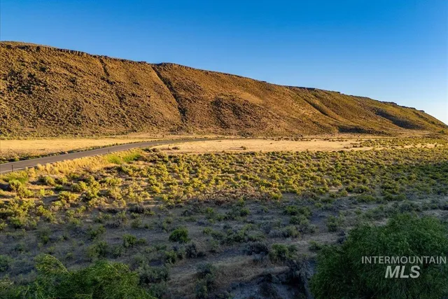 $795,000 | 78 Hammett Id 83627, Hammett, ID 83627