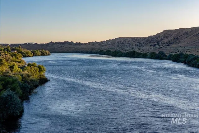 $795,000 | 78 Hammett Id 83627, Hammett, ID 83627