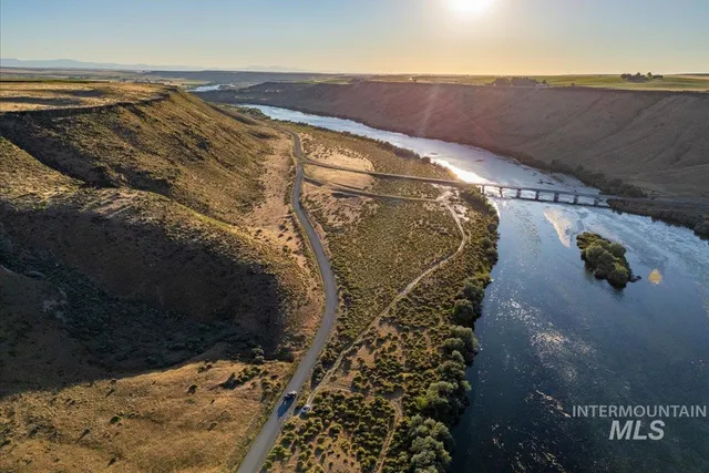 $795,000 | 78 Hammett Id 83627, Hammett, ID 83627