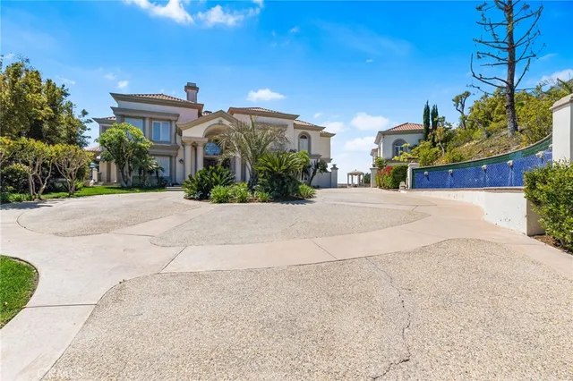 $8,800,000 | 10219 Sunrise Lane, North Tustin, CA 92705