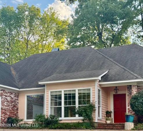 $260,000 | 427 Apple Valley, Pearl, MS 39208