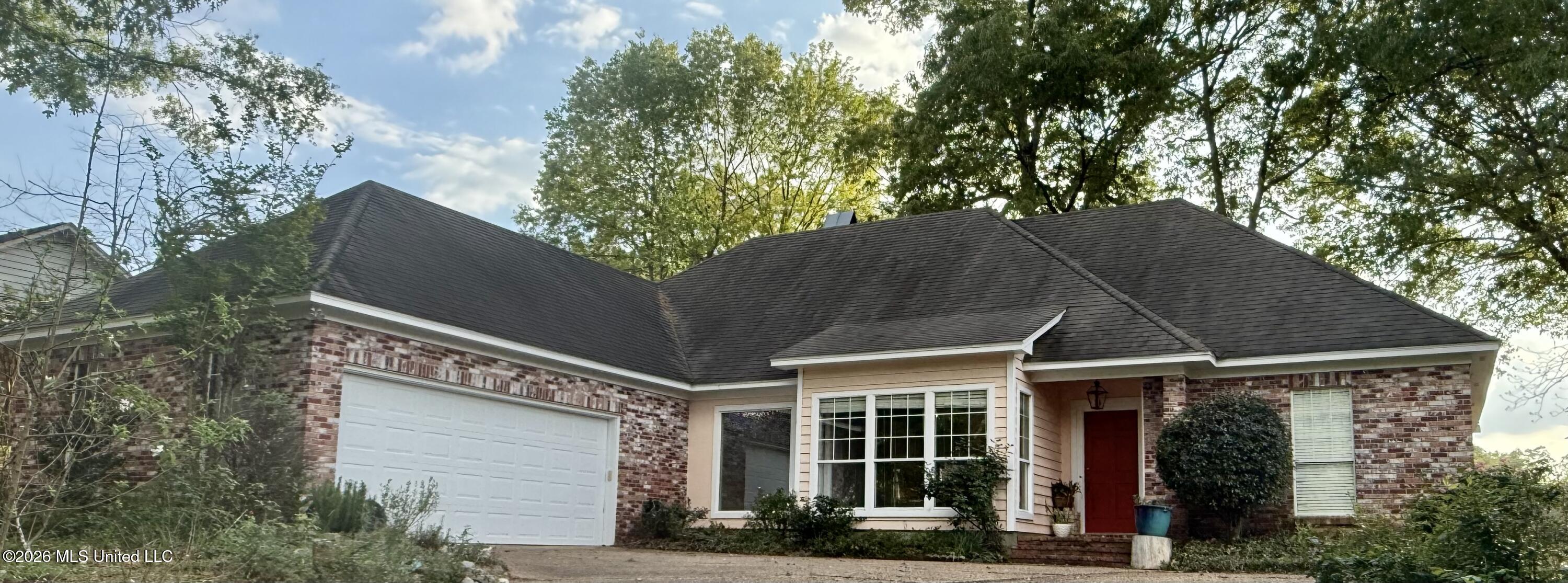 427 Apple Valley Pearl, MS 39208 - Photo 2 of 29 FullSizeRender