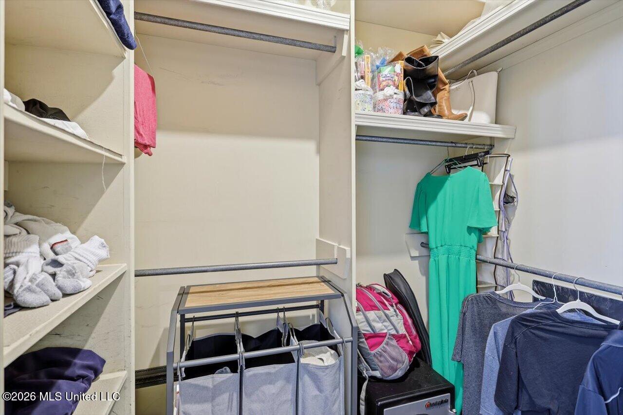 427 Apple Valley Pearl, MS 39208 - Photo 23 of 29 21-427 Apple Valley _ Home Tours MS