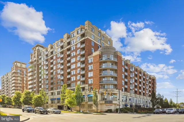 $2,350 | 3600 South Glebe Road, Unit 509W, Arlington, VA 22202