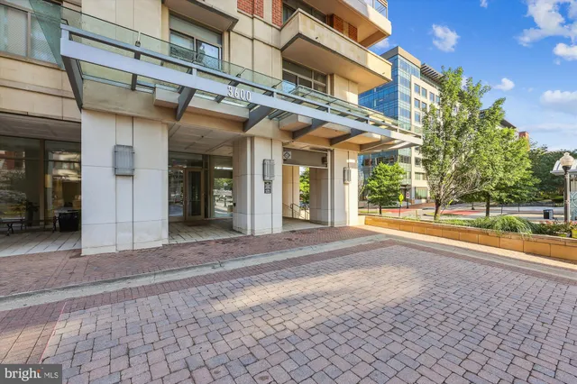 $2,350 | 3600 South Glebe Road, Unit 509W, Arlington, VA 22202