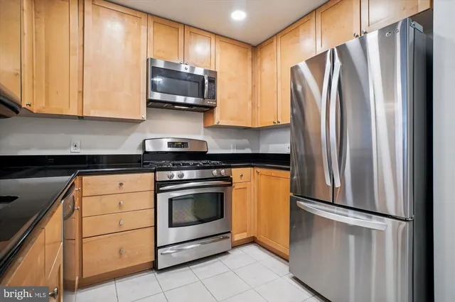 $2,350 | 3600 South Glebe Road, Unit 509W, Arlington, VA 22202