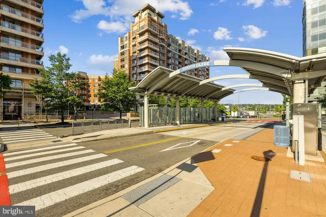 $2,350 | 3600 South Glebe Road, Unit 509W, Arlington, VA 22202