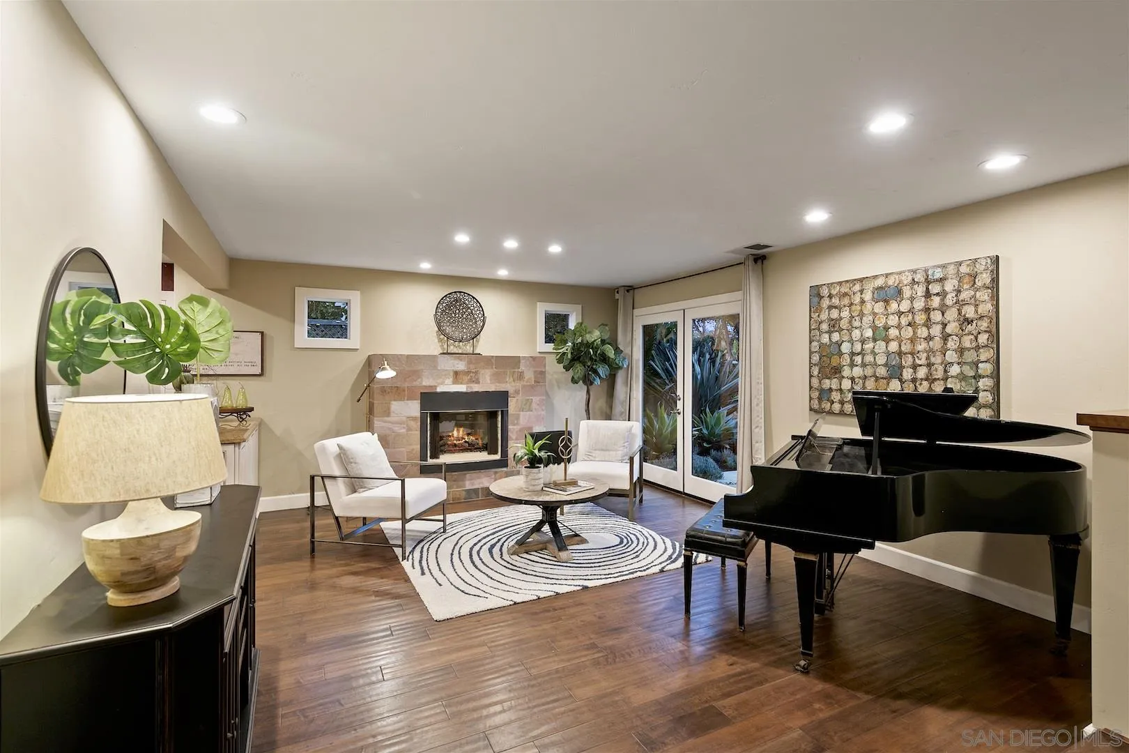 170 Andrew Avenue Encinitas, CA 92024 - Photo 14 of 27 Gallery Image 14