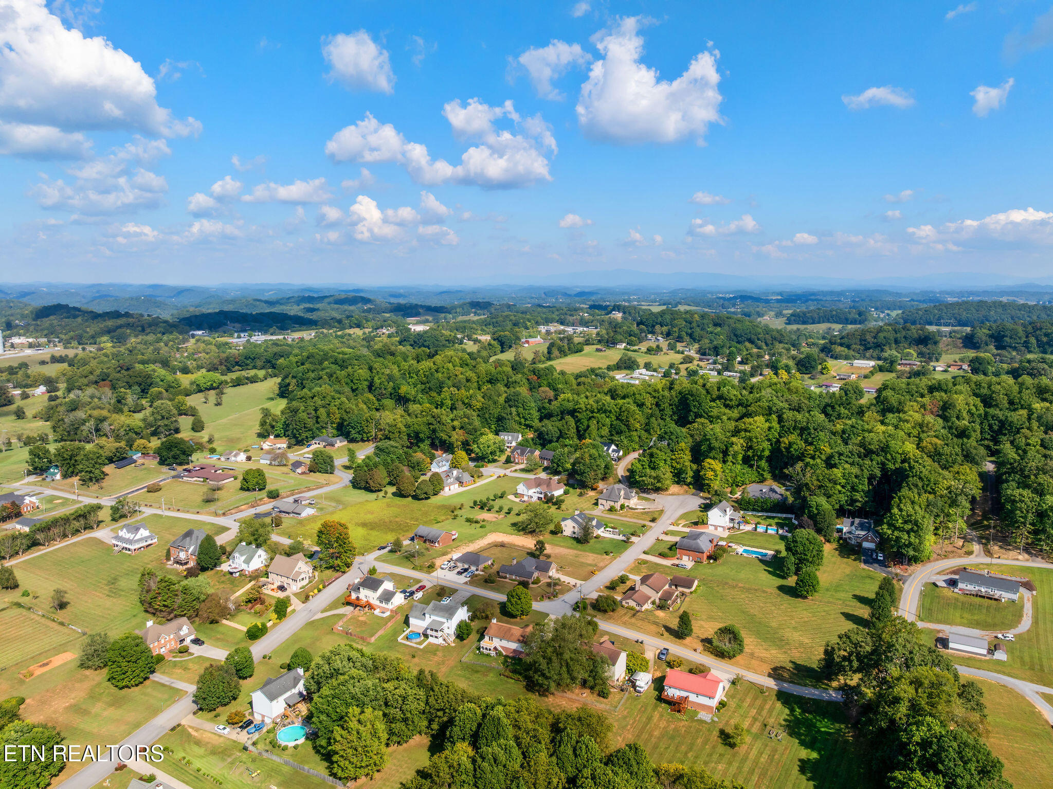 212 Pickens Road Kingsport, TN 37663 - Photo 49 of 49 AERIAL VIEW