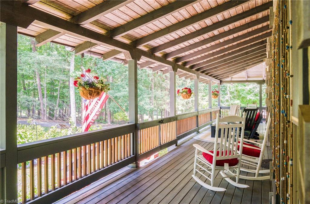 8318 Maloe Court Oak Ridge, NC 27310 - Photo 5 of 50
