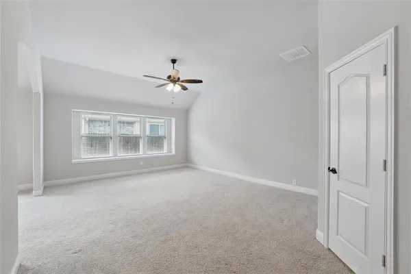 $2,750 | 520 Lowland Lane, Waxahachie, TX 75165