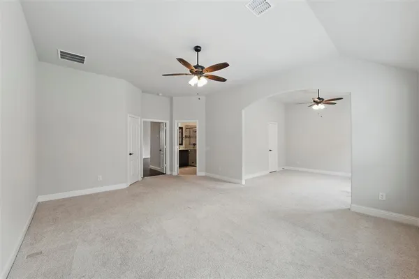 $2,750 | 520 Lowland Lane, Waxahachie, TX 75165