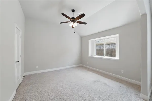 $2,750 | 520 Lowland Lane, Waxahachie, TX 75165