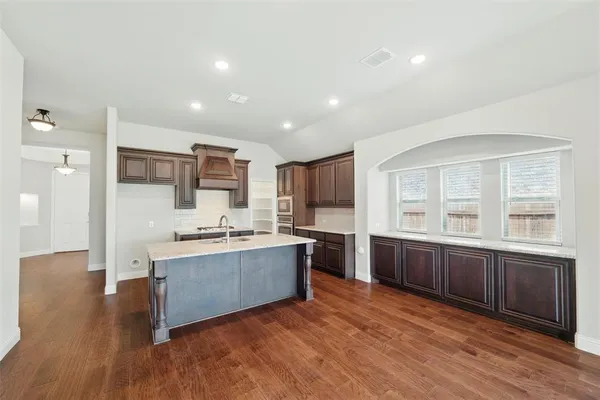 $2,750 | 520 Lowland Lane, Waxahachie, TX 75165