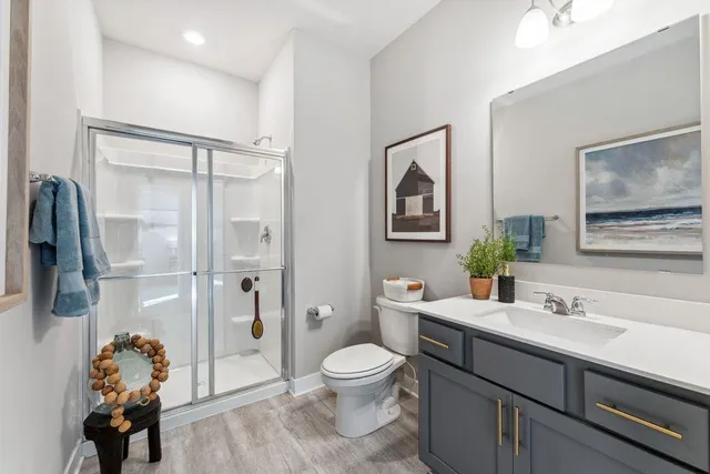 $689,990 | 1732 Oak Creek Pass, Chaska, MN 55318