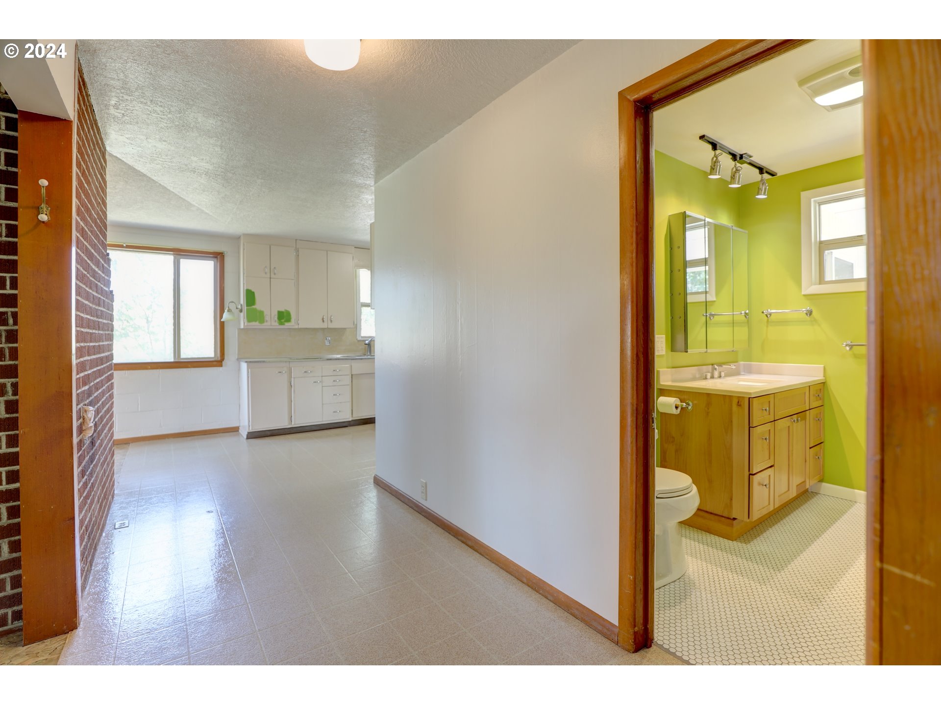 83166 Dufur Valley Road Dufur, OR 97021 - Photo 16 of 48 Gallery Image 16