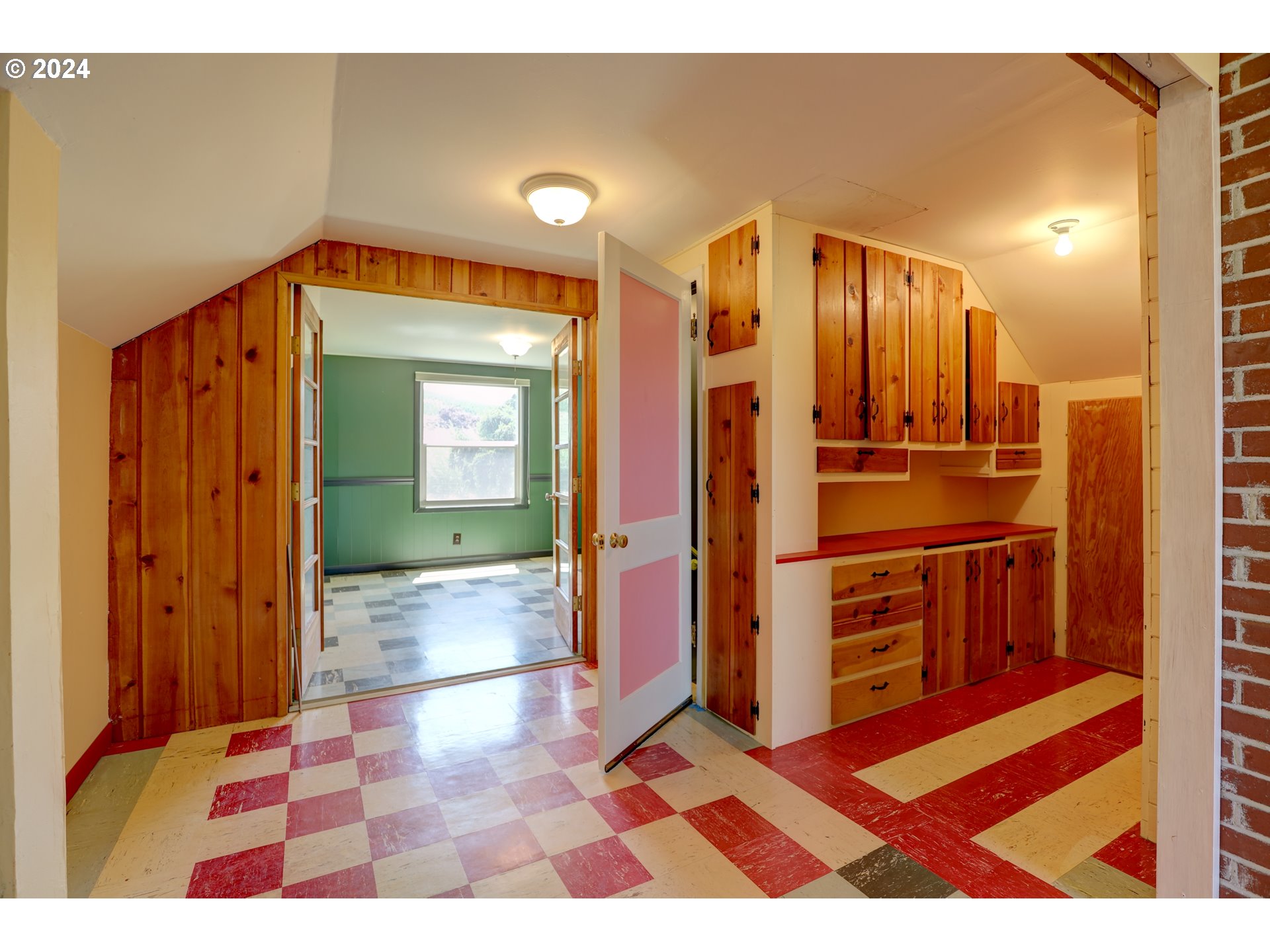 83166 Dufur Valley Road Dufur, OR 97021 - Photo 26 of 48 Gallery Image 26