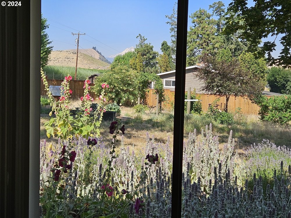 83166 Dufur Valley Road Dufur, OR 97021 - Photo 30 of 48 Gallery Image 30