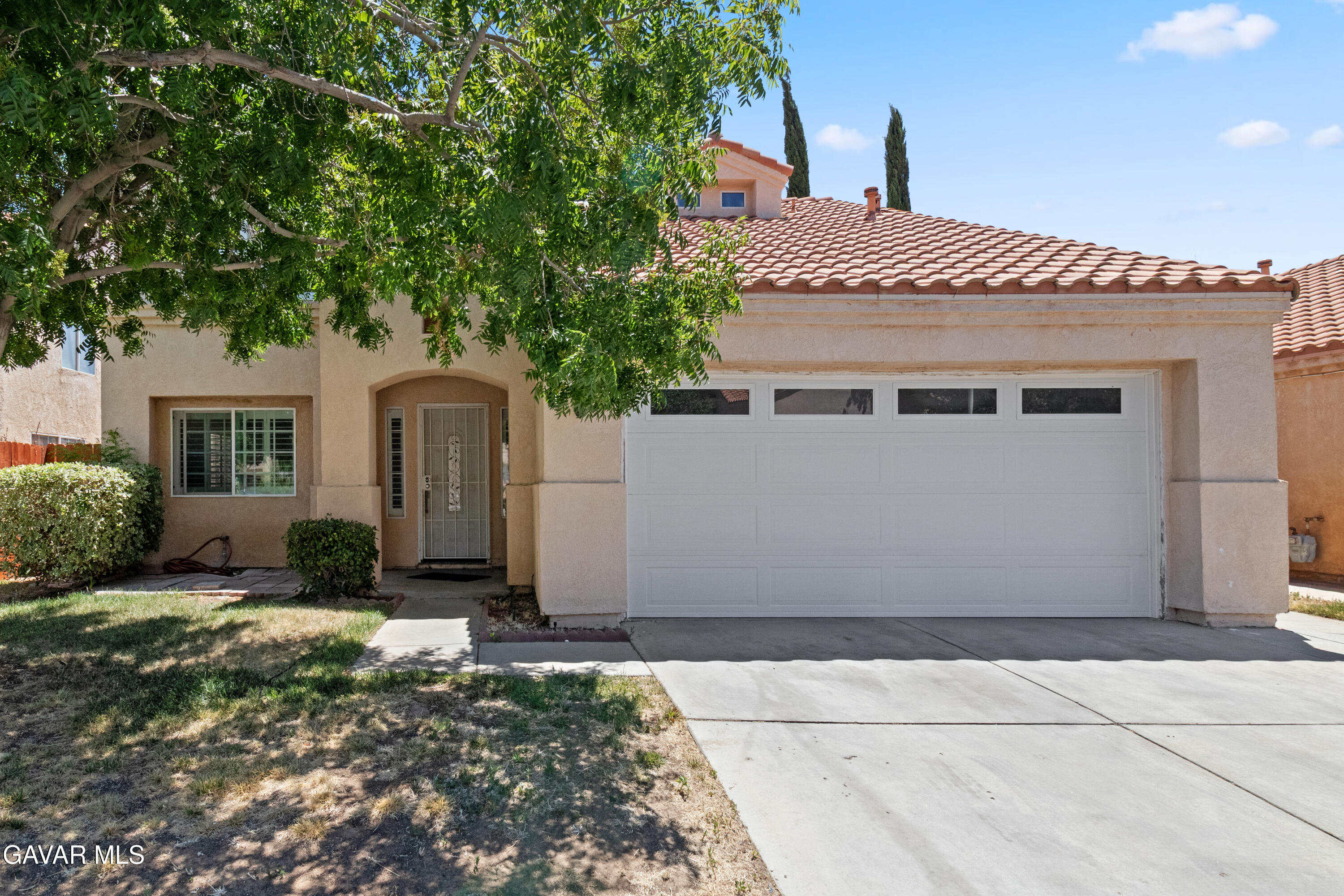 37666 Scomar Street Palmdale, CA 93550 - Photo 1 of 27 Front of house-2