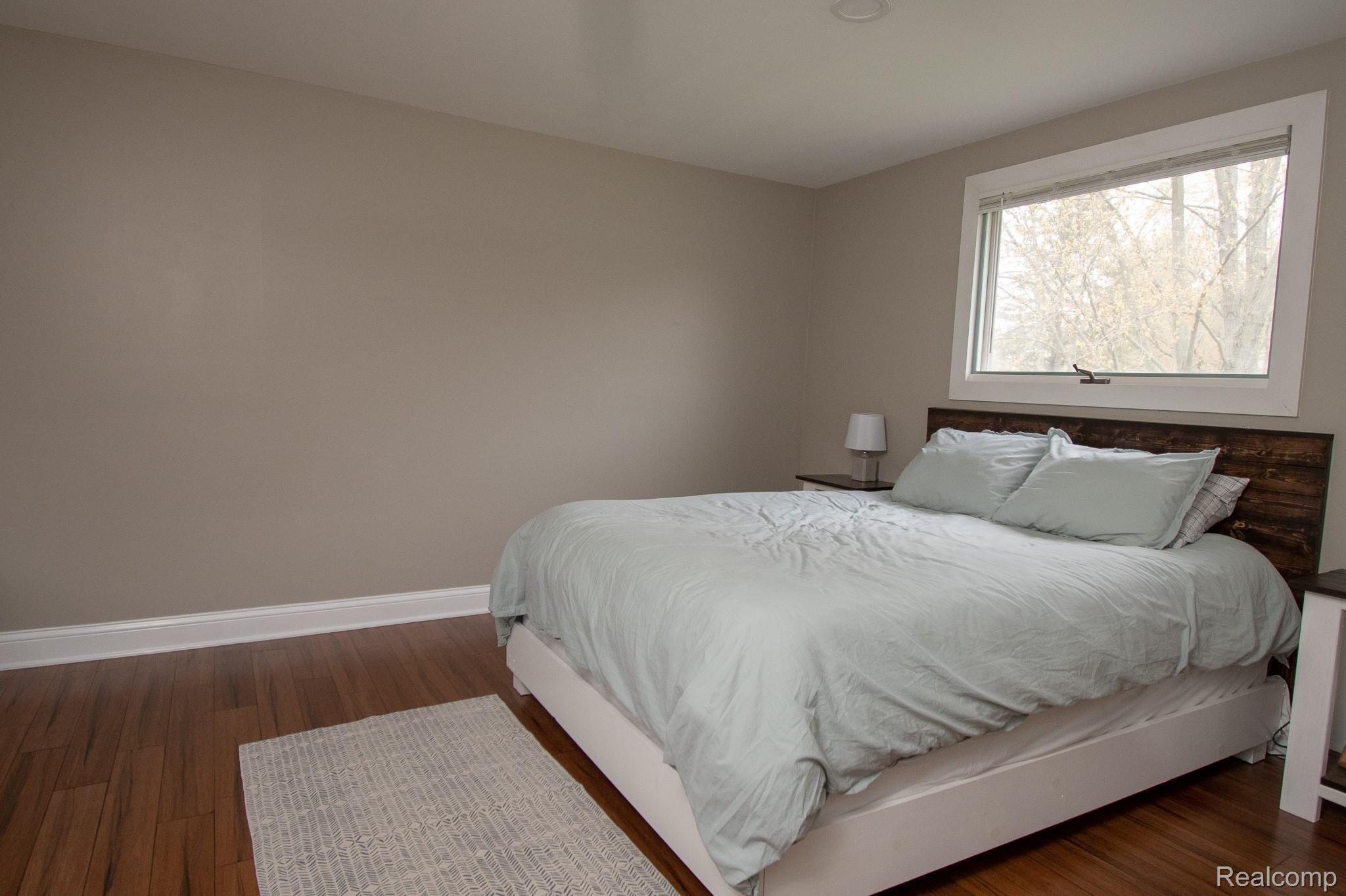 274 Red Oak Lane Rochester, MI 48307 - Photo 10 of 24 red oak 13.jpg