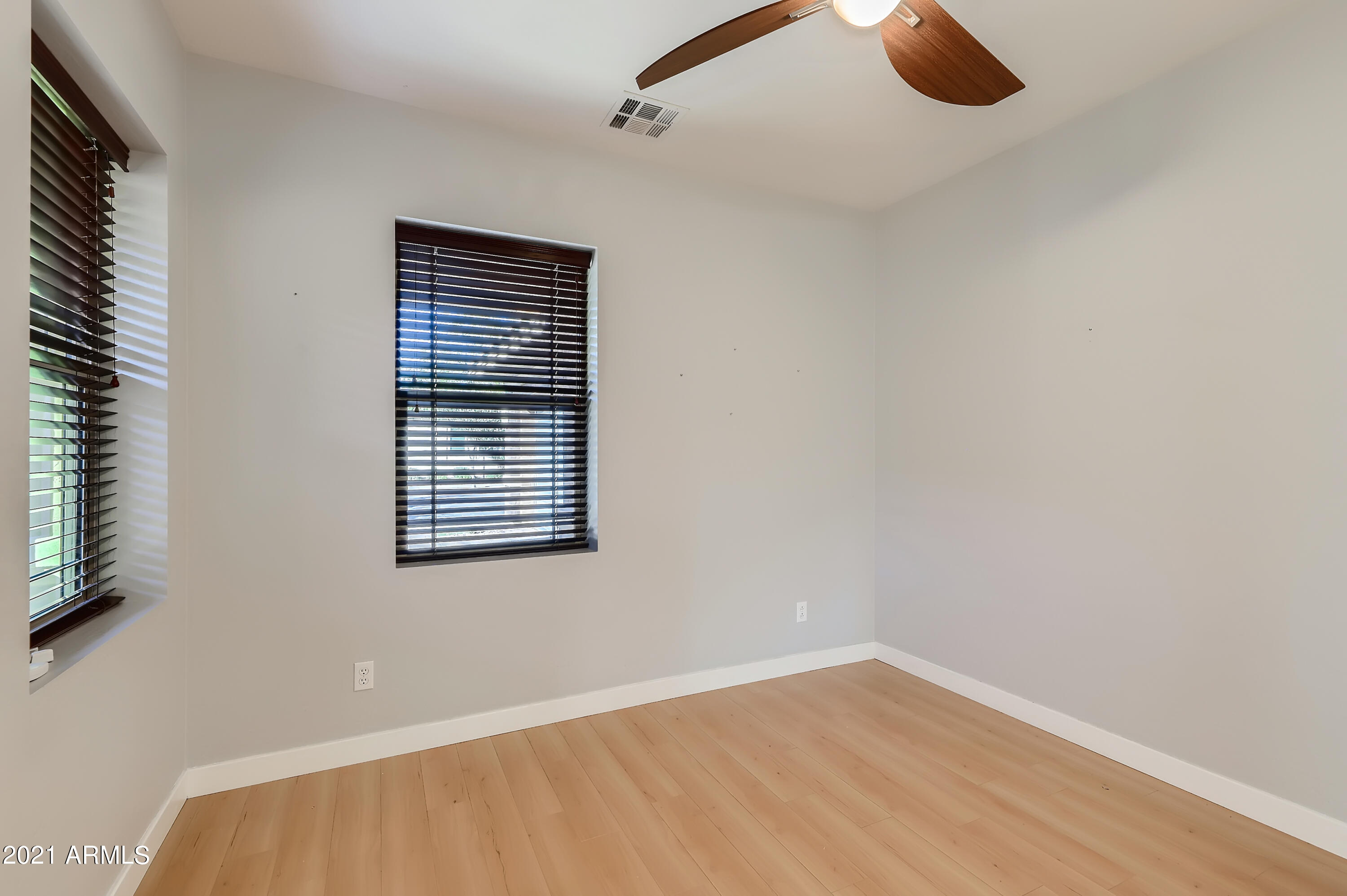3093 East Patrick Street Gilbert, AZ 85295 - Photo 12 of 32 12-143061986-12 Dining Room