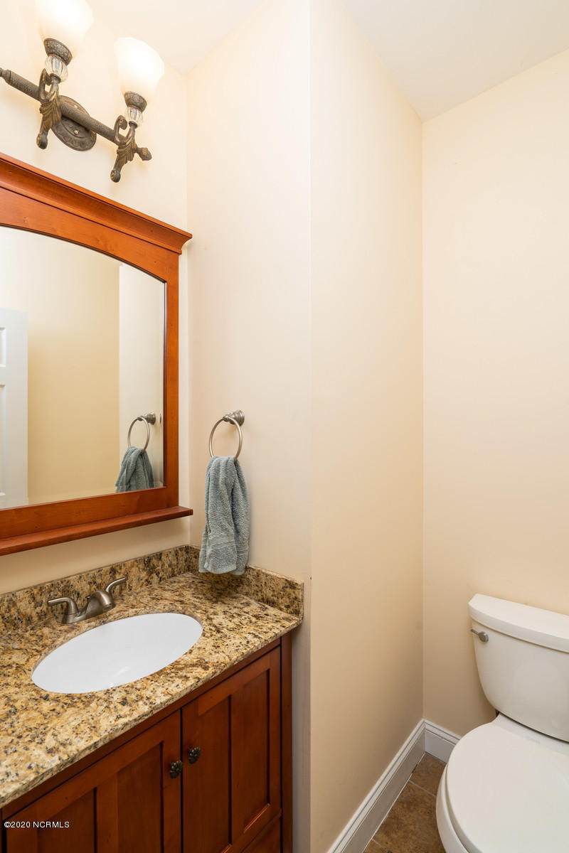 110 Canvasback Point Hampstead, NC 28443 - Photo 29 of 85 42_110CanvasbackPoint42_mls