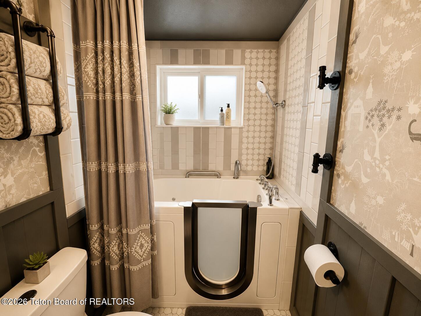 110 5th Street Grover, WY 83110 - Photo 35 of 50 Main Floor Bathroom