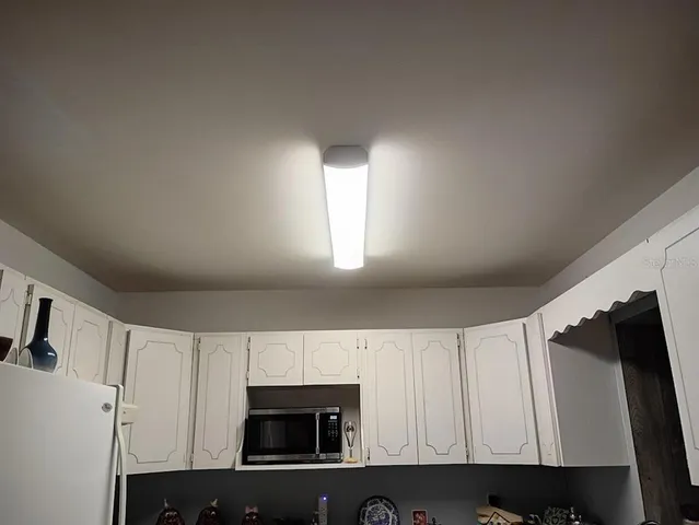 $367,000 | 348 Lewis Boulevard Southeast, St. Petersburg, FL 33705