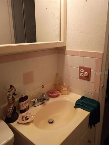 $367,000 | 348 Lewis Boulevard Southeast, St. Petersburg, FL 33705