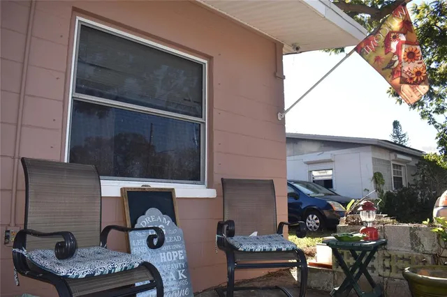 $367,000 | 348 Lewis Boulevard Southeast, St. Petersburg, FL 33705