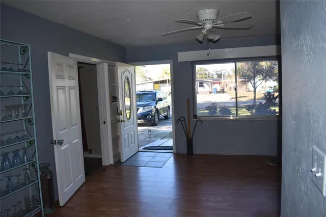 $367,000 | 348 Lewis Boulevard Southeast, St. Petersburg, FL 33705