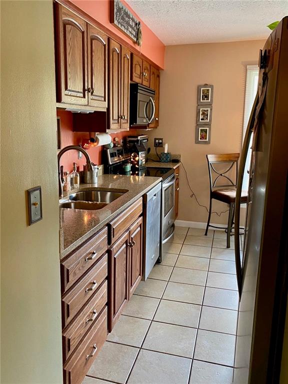 318 Windsor Ridge, Unit 12 New Castle, PA 16105 - Photo 12 of 19 Gallery Image 12