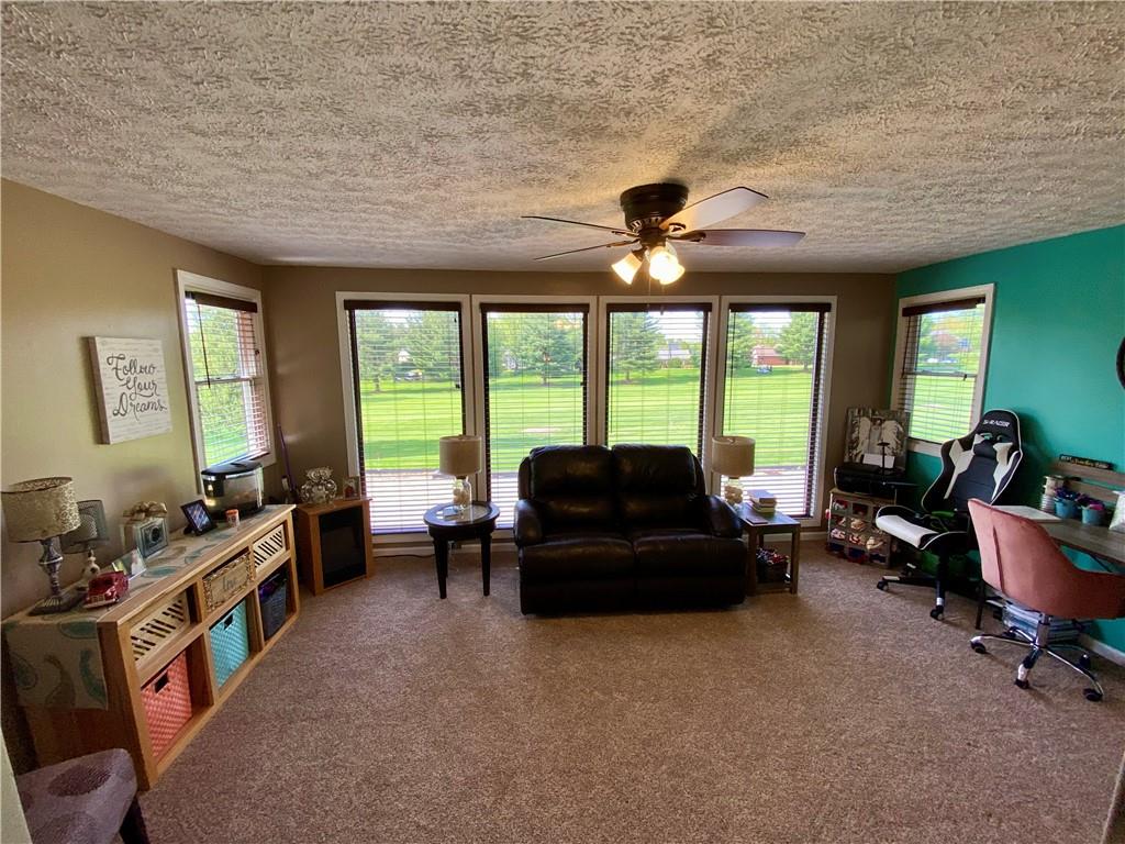 318 Windsor Ridge, Unit 12 New Castle, PA 16105 - Photo 8 of 19 Gallery Image 8