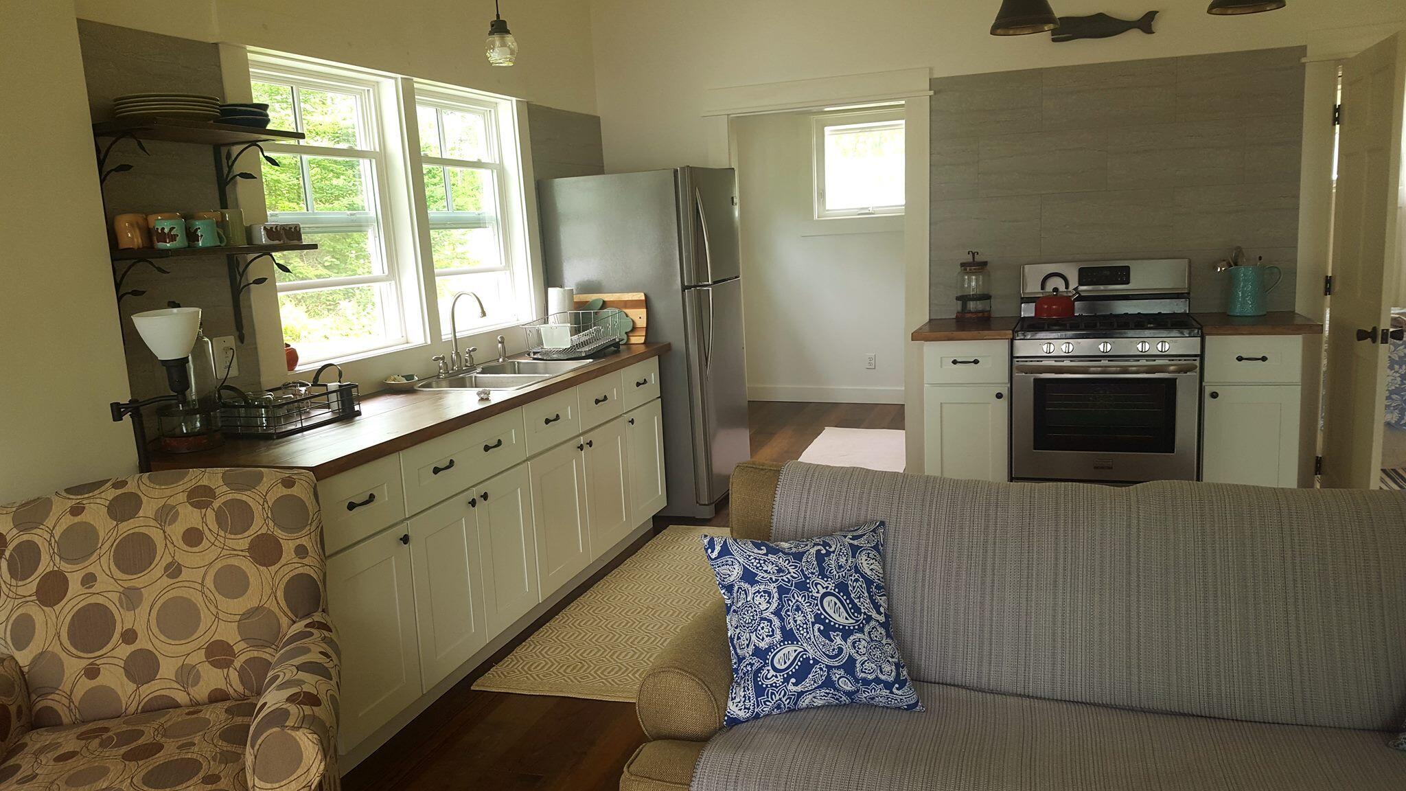 111 Frank's Flat Sedgwick, ME 04676 - Photo 14 of 58 Cove House Interior