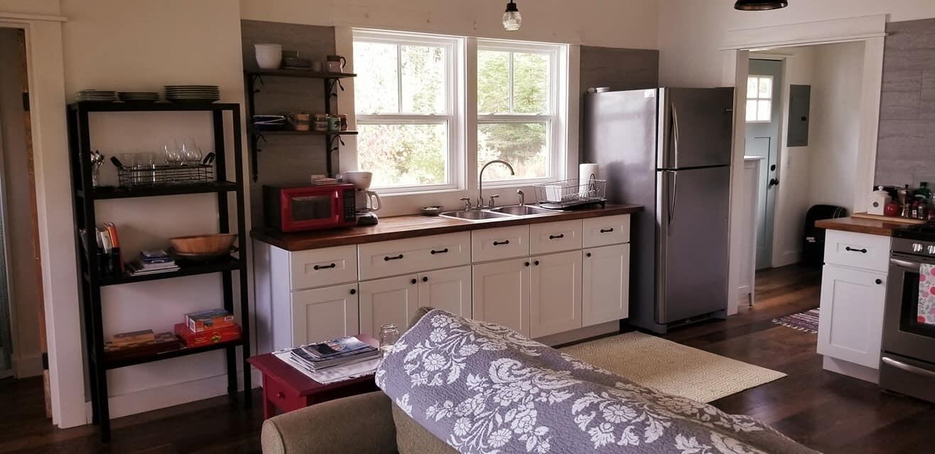 111 Frank's Flat Sedgwick, ME 04676 - Photo 15 of 58 Cove House Interior