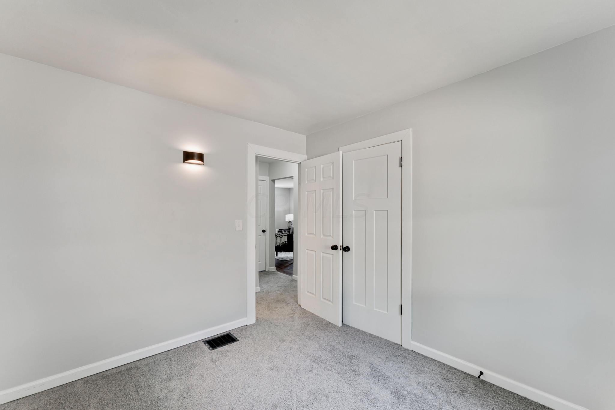 3086 Karl Road Columbus, OH 43224 - Photo 21 of 27 14-web-or-mls-3086-karl-rd