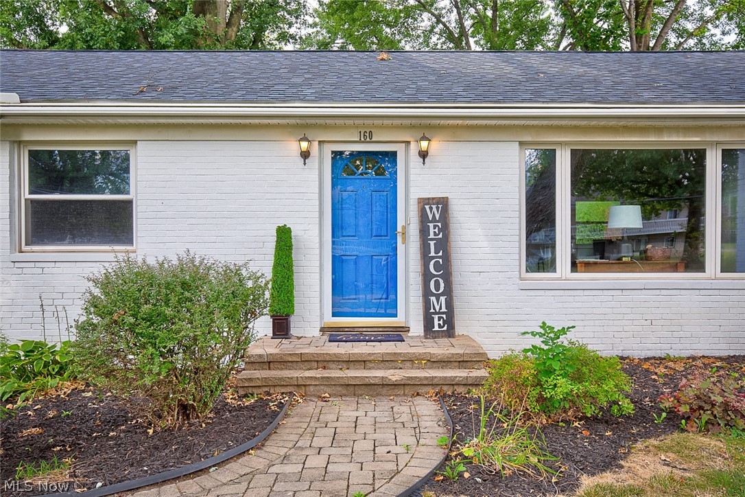 160 Winchester Road Akron, OH 44333 - Photo 2 of 34 Gallery Image 2