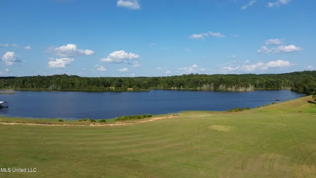 $5,200,000 | 1975 Highway 178, Myrtle, MS 38650