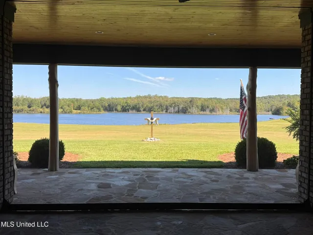 $5,200,000 | 1975 Highway 178, Myrtle, MS 38650