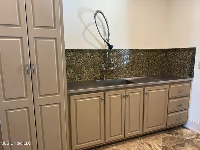 $5,200,000 | 1975 Highway 178, Myrtle, MS 38650