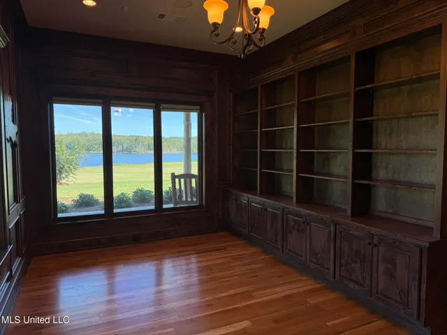 $5,200,000 | 1975 Highway 178, Myrtle, MS 38650