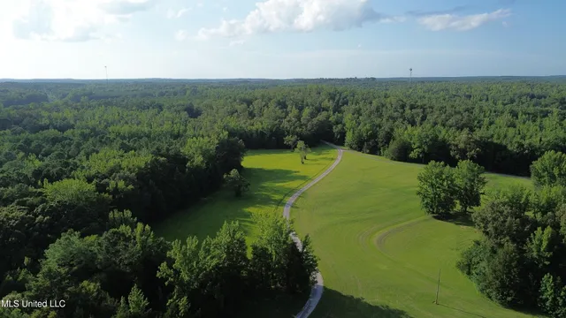 $5,200,000 | 1975 Highway 178, Myrtle, MS 38650