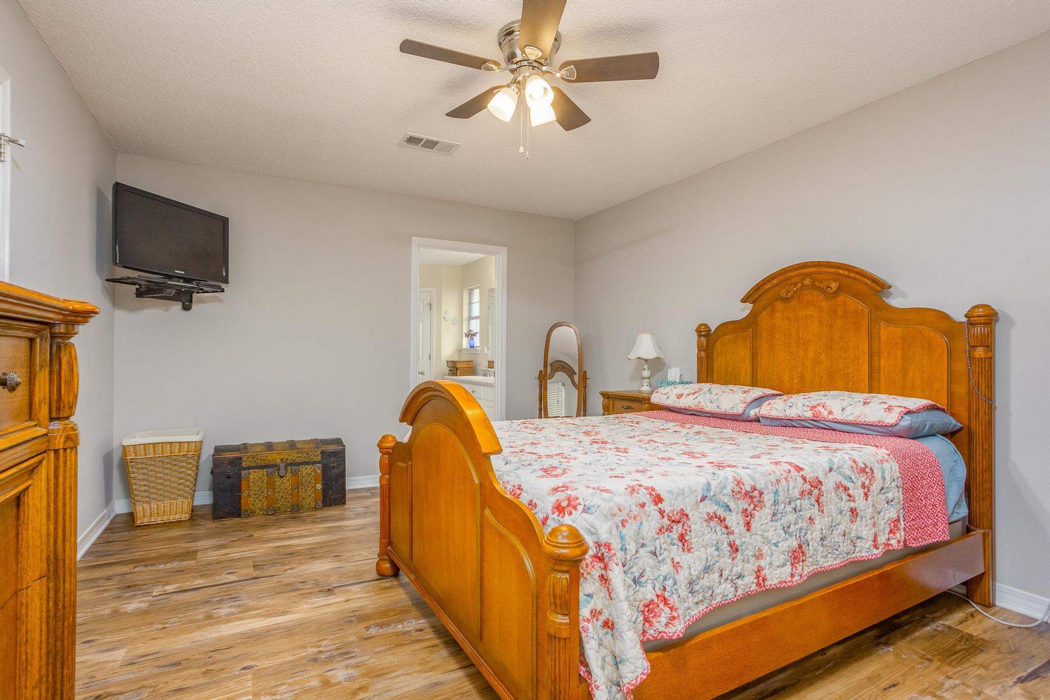 7127 Jennifer Road Pensacola, FL 32526 - Photo 23 of 45 Gallery Image 23
