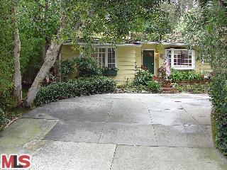 560 Latimer Road Santa Monica, CA 90402 - Photo 1 of 1