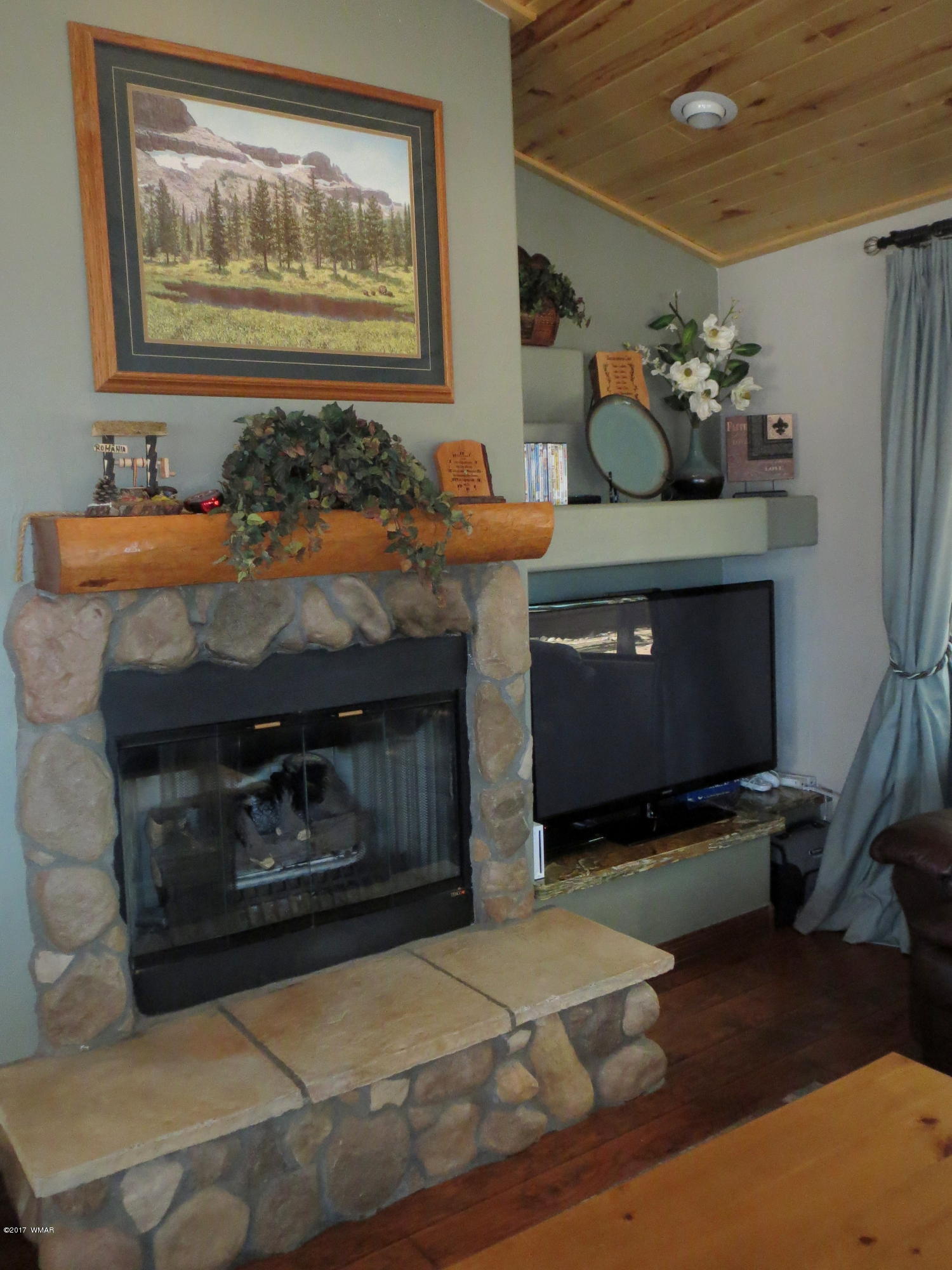 2722 High Pines Loop Overgaard, AZ 85933 - Photo 6 of 32