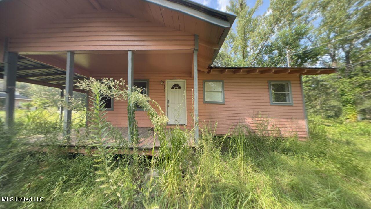 806 Jarrell Street Picayune, MS 39466 - Photo 5 of 15 Porch